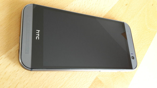 HTC One M8 in Gold, Silber oder Gunmetal Gray